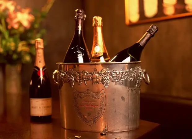 Шампанское Вдова Клико Шампанское Вдова Клико