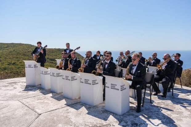 оркестр в горах.jpg оркестр в горах.jpg