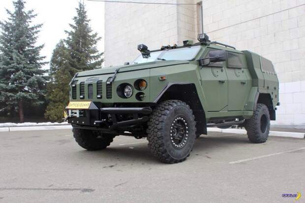 Украинцы показали бронеавтомобиль Варта-Новатор