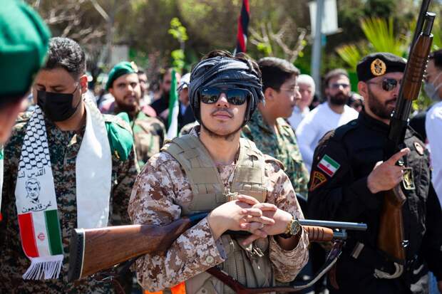 Иран заявил, что уведомит Россию при решении вести переговоры с США