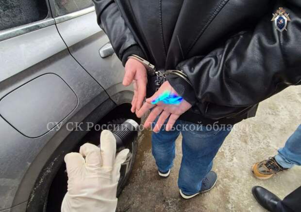 В Алексинском районе Тульской области задержали начальника управления ЖКХ за взятку