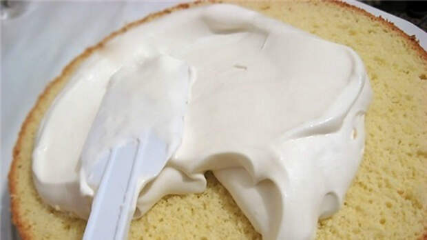 Секрет густого крема из сметаны без загустителей для торта