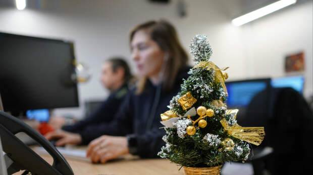 Россиянам напомнили о самой короткой рабочей зиме в этом году