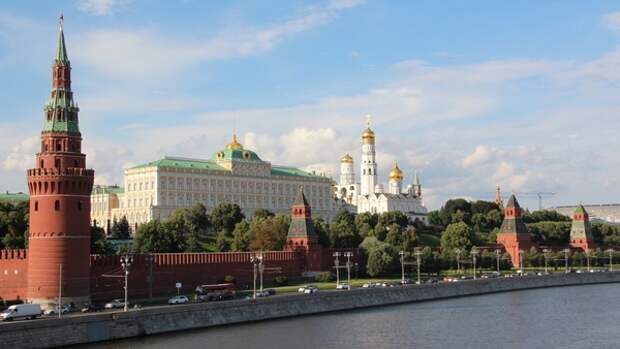 Избирательные участки начали работу в Москве
