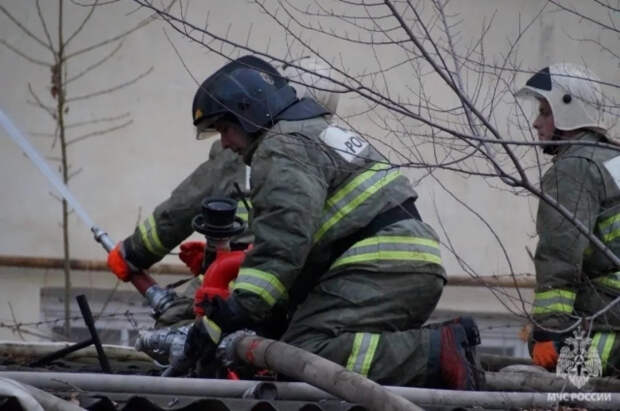 В Белгороде при ракетном ударе была повреждена инфраструктура