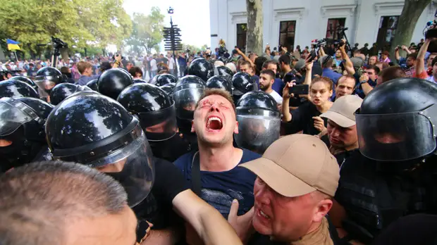 «Украина не контролирует часть своей территории»: чем угрожает Киеву «латентный сепаратизм» регионов