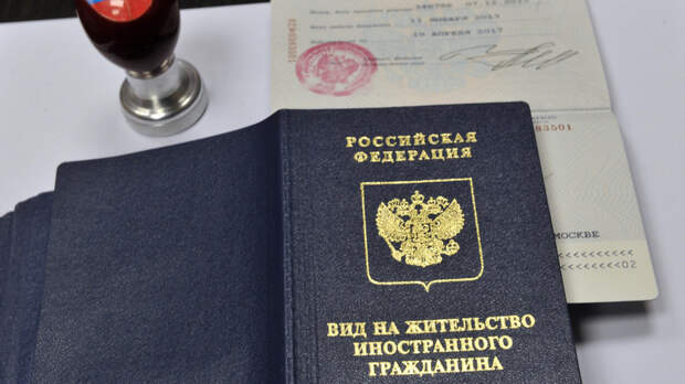 Герой проекта #НеОдинНаОдин получил российский ВНЖ после запроса RT в МВД