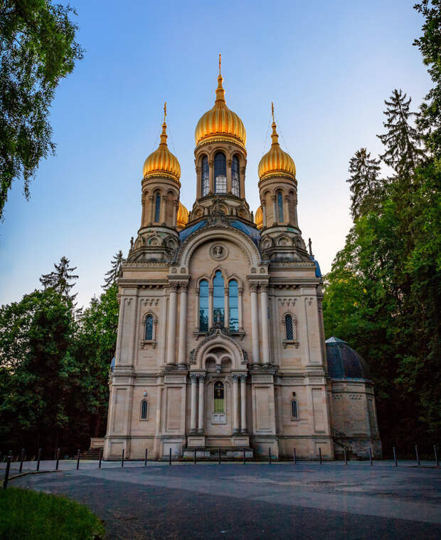 16 самых красивых русских православных храмов в мире
