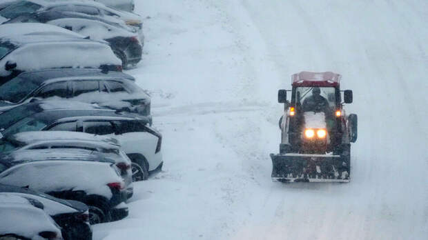 Более 1 млн домов в США остались без электричества из-за снежной бури