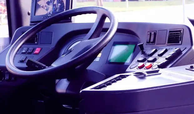 В Октябрьском районе жители двух поселков не могли добраться до райцентра