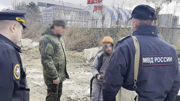 В Астрахани проведено рейдовое мероприятие по постановке на воинский учет бывших иностранцев, вступивших в российское гражданство