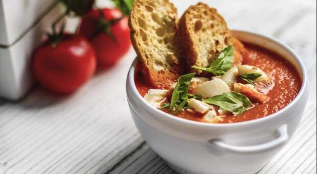 Томатный суп. \ Фото: gastronom.ru. Томатный суп. \ Фото: gastronom.ru.