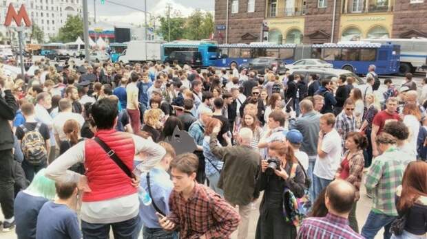 Команда ликвидаторов: Ольга Туханина об истинной цели протеста на Тверской