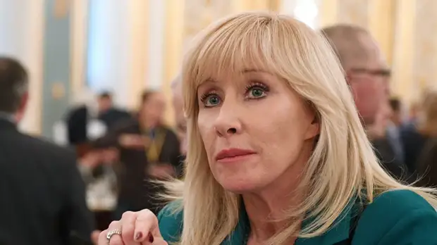 Оксана Пушкина рассказала о своём отношении ко Дню любви, семьи и верности