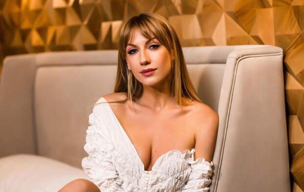Леся Никитюк улучшила свою улыбку у специалиста
