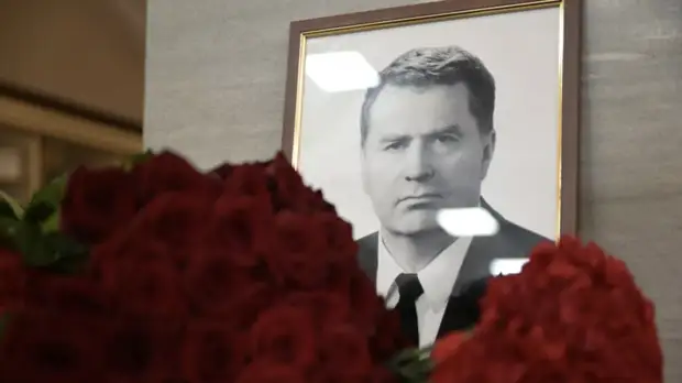 Жириновского похоронили на Новодевичьем кладбище Москвы