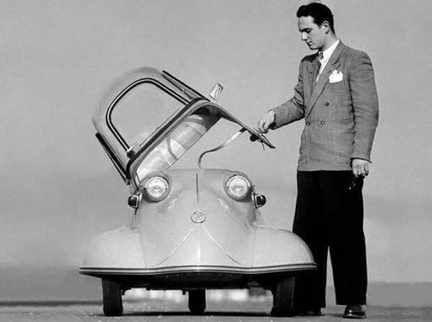 Автомобиль сверхкомпактного класса Messerschmitt KR175 (выпускался с 1953 по 1955г.). Германия. 50-е.