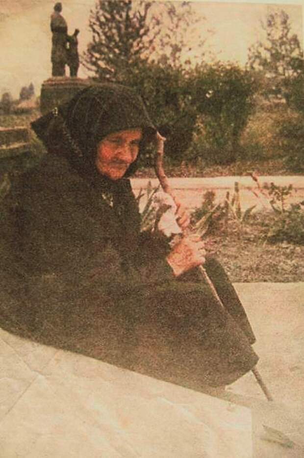 мария октябрьская танкист. танк для детей. танкист. мамы танкистов. бешеный танкист.