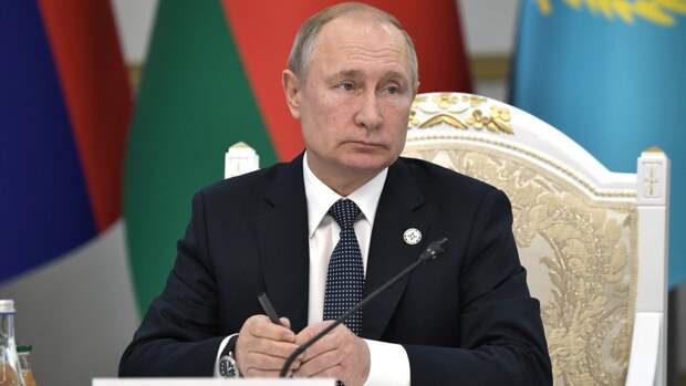 Пилоты борта Путина рассказали подробности сложной посадки в Бишкеке Пилоты борта Путина рассказали подробности сложной посадки в Бишкеке