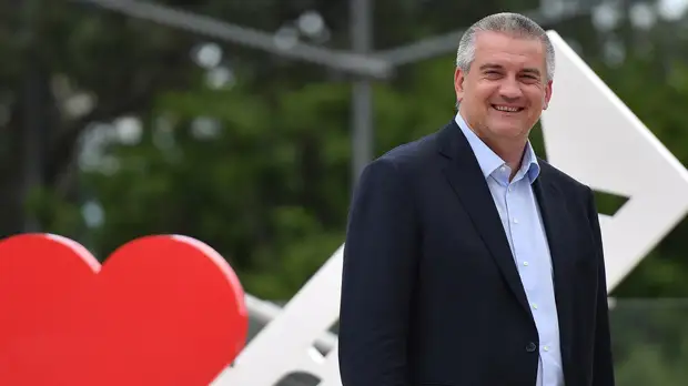 Глава Крыма Аксёнов поддержал проект обращения Госдумы к Путину о признании ЛНР и ДНР