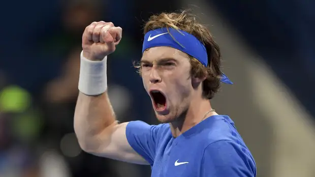 Теннисист Рублёв вышел в четвертьфинал турнира ATP в Аделаиде