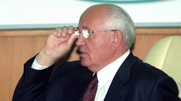 На Михаила Горбачева подали в суд