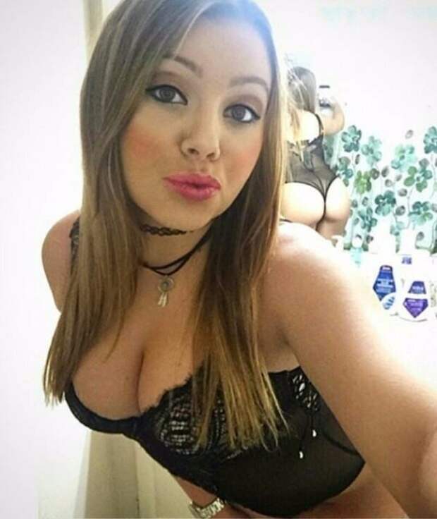 Красивые девушки в нижнем белье