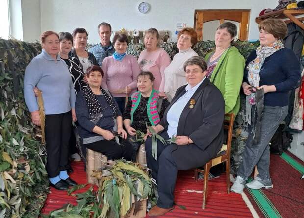 Молитва, вплетенная в маскировочную сеть: предпасхальный репортаж