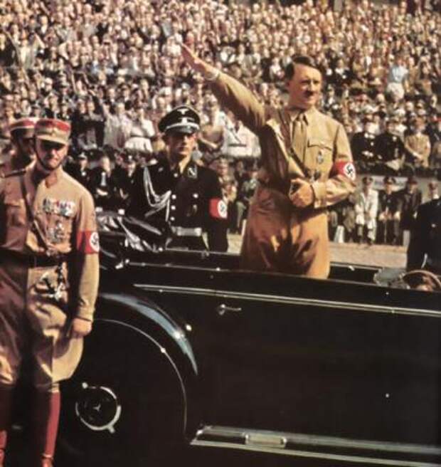 Адольф Гитлер и Генри Форд.