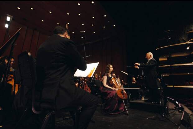 В Дубае состоялось выступление Адама и Дали Гуцериевых