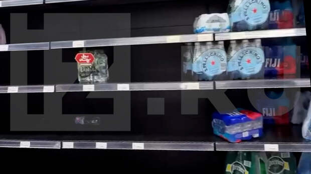 «В магазинах — пустые полки»: россиянка рассказала об обстановке в Дубае