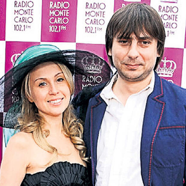 Роман недавно развёлся с женой Ириной (фото montecarlo.ru)