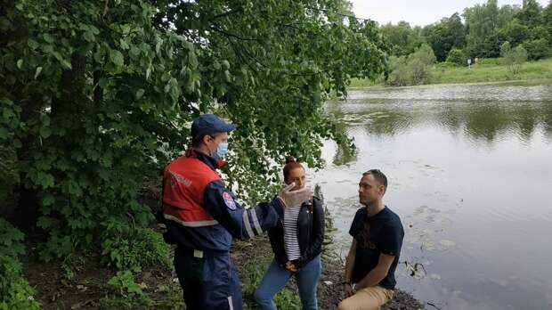 Спасатели усиливают профилактические меры вблизи водоемов