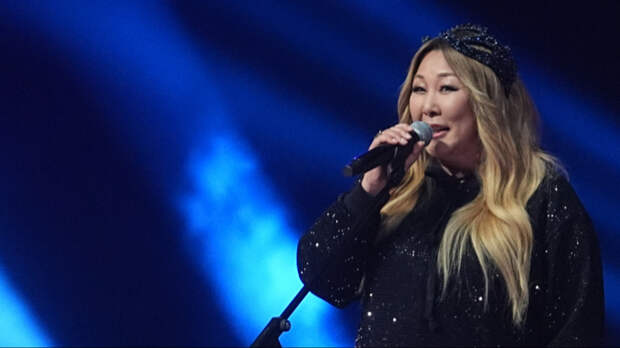 «Вгоняют канюли в живот»: Анита Цой про похудение