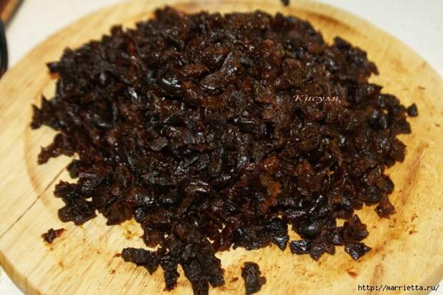 Медовый торт с орехами и черносливом (9) (655x438, 242Kb)