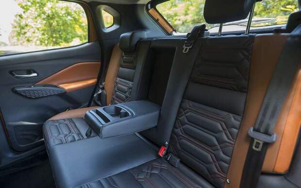 В России появился новый надежный японский кроссовер дешевле 2 млн рублей