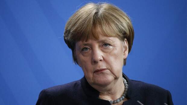 Кадры штурма американского конгресса вызвали у Меркель гнев и печаль