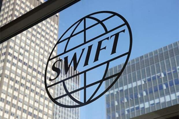 Центробанк предоставил банкам доступ к аналогу системы SWIFT по внутрироссийским операциям