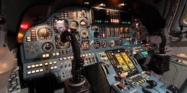 Кокпит «Белого лебедя»