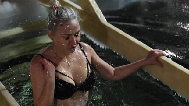 Врач Лапа напомнила о риске переохлаждения на крещенских купаниях