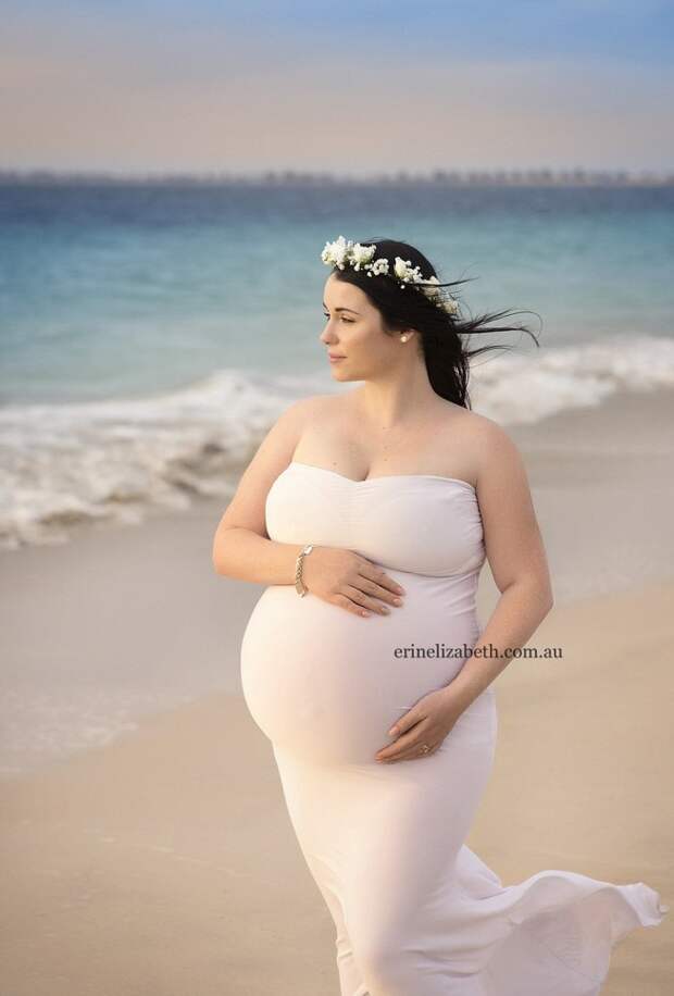Эта девушка просто фотографировалась беременной на пляже. Но что с ней случилось потом...