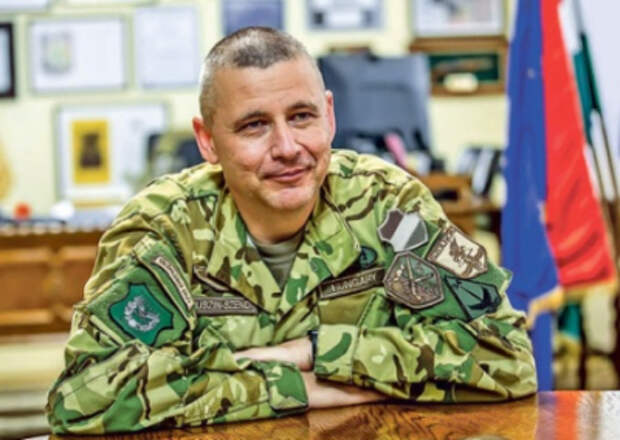 Венгрия расследует деятельность проукраинского экс-главы Генштаба, который выкрикивал лозунги нацистов Венгрия расследует деятельность проукраинского экс-главы Генштаба, который выкрикивал лозунги нацистов