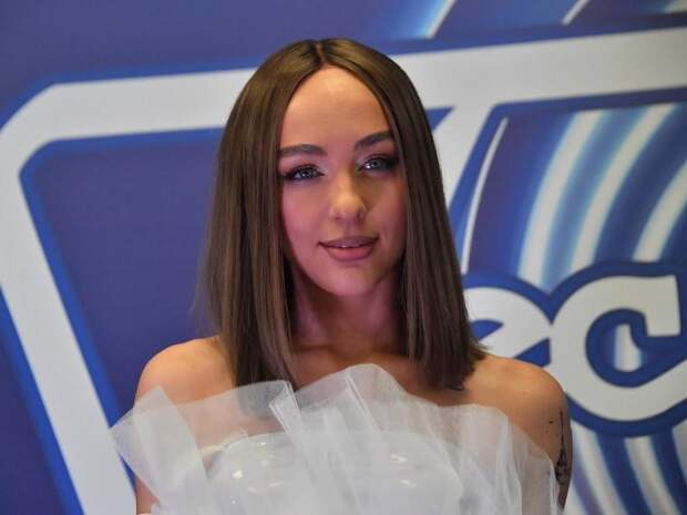 Мари Краймбрери о принятии тела после родов и «105 пластических операциях»