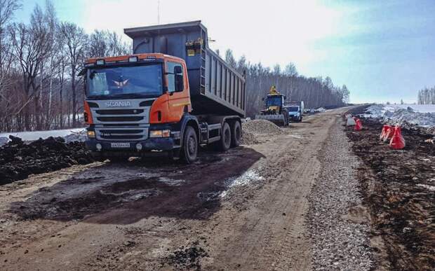 В Милославском районе начали ремонтировать дорогу к Липецкой области