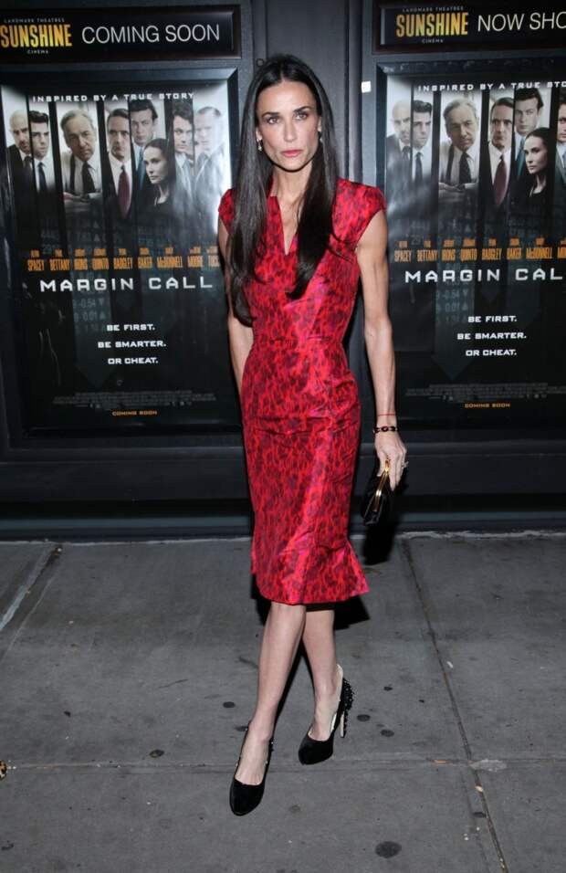 demi moore red dress