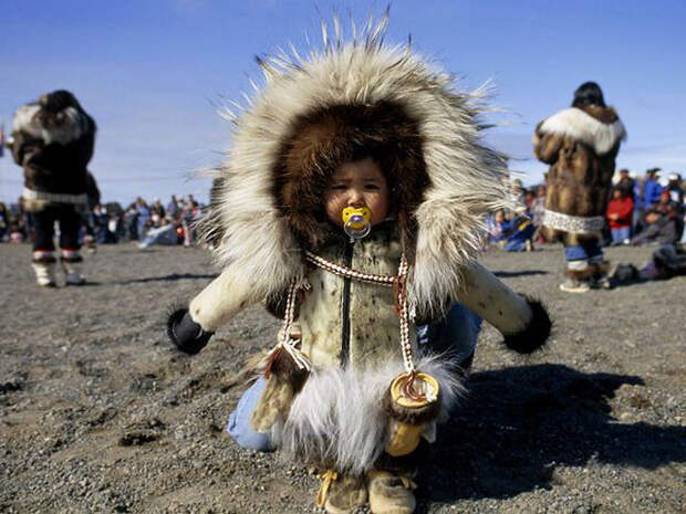 Канадский  ребенок местных индейцев. история, прикол, факты