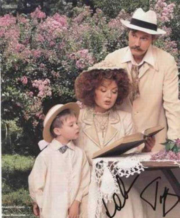 8 8