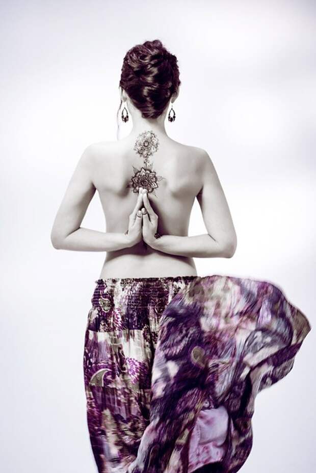 Как прийти к йоге и осознанности в жизни: история девушки-йога