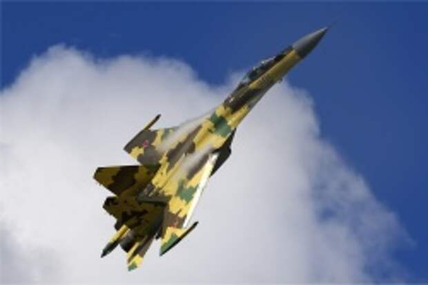Су-35 против F-35: дядя избивает дубинкой ребенка