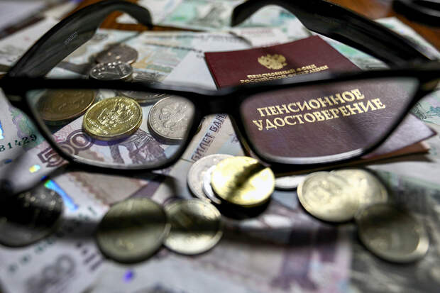 Кремль заявил об отсутствии решений об индексации пенсий работающим